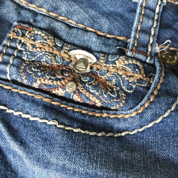 Premiere by Rue21 Low Rise Classic Boot Size 7/8 - Picture 5 of 8